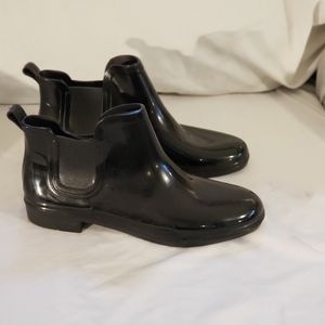 Womens black rain boots